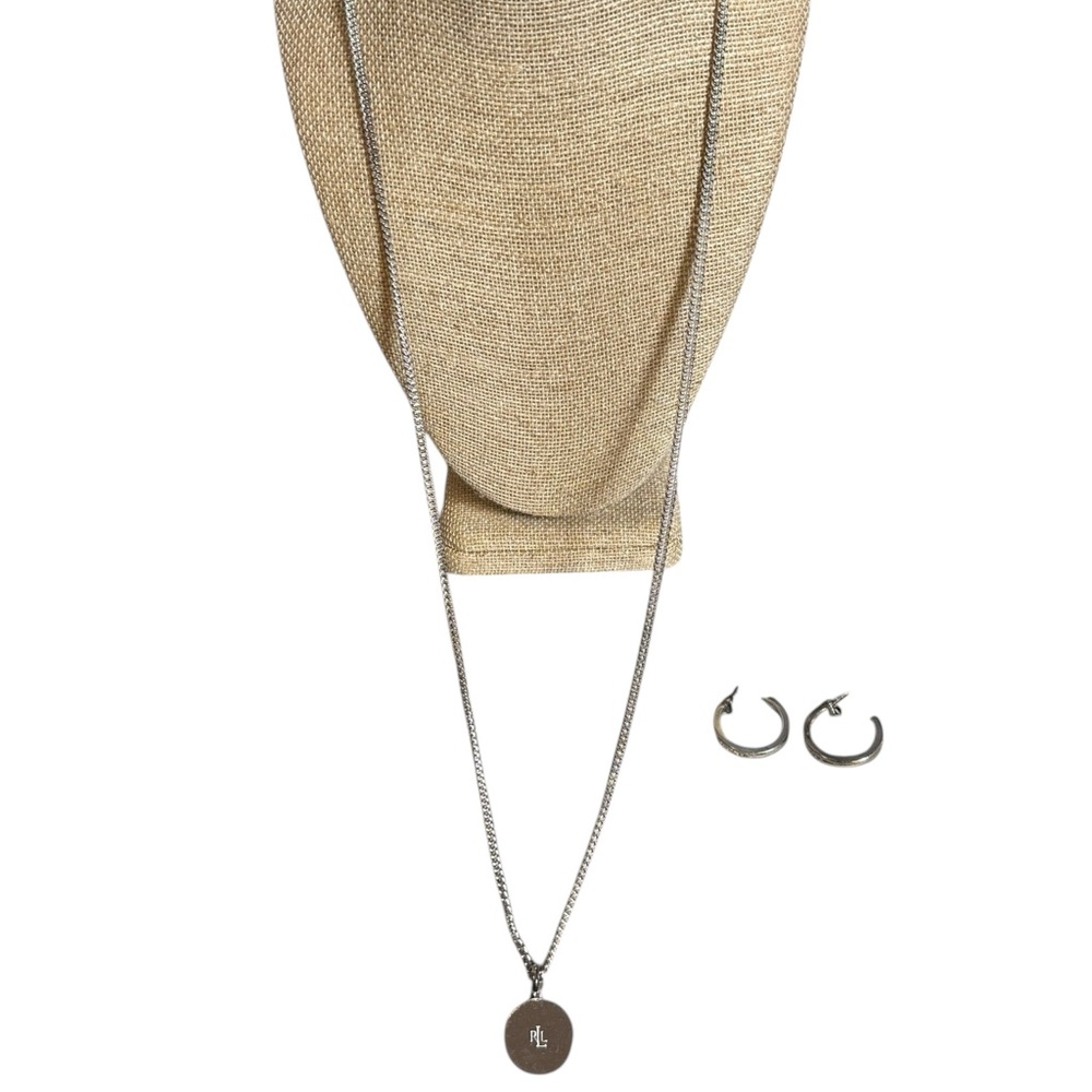 Elegant Silver Necklace and Earring Set - Picture 6 of 7